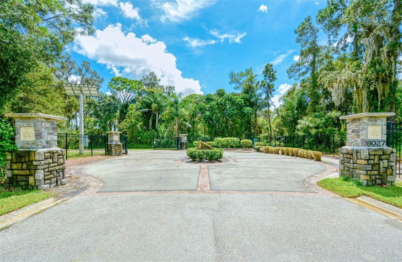 4160 Mackay Falls Terrace, Sarasota, FL 34243 Photo