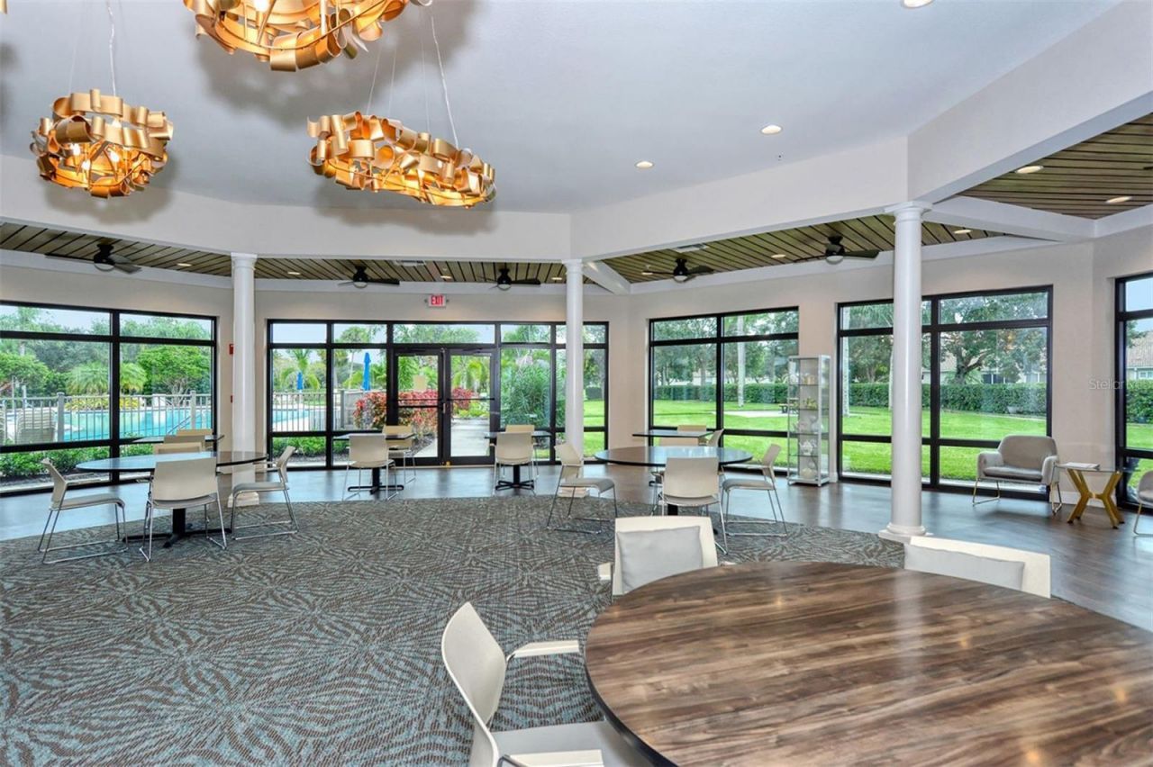 4160 Mackay Falls Terrace, Sarasota, FL 34243 Photo