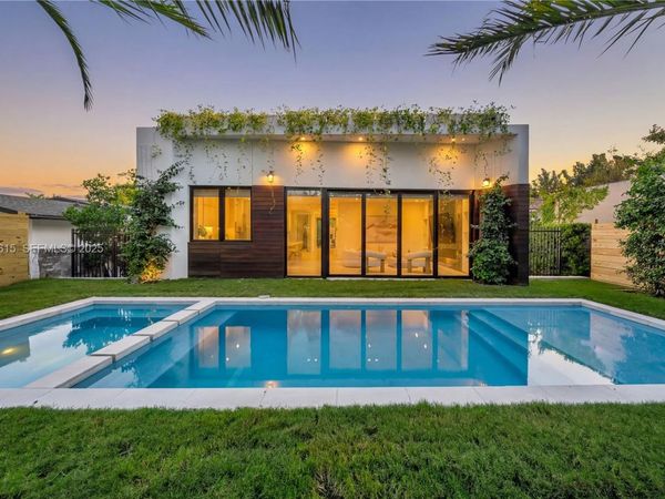 34 SW 26th Rd, Miami, FL 33129