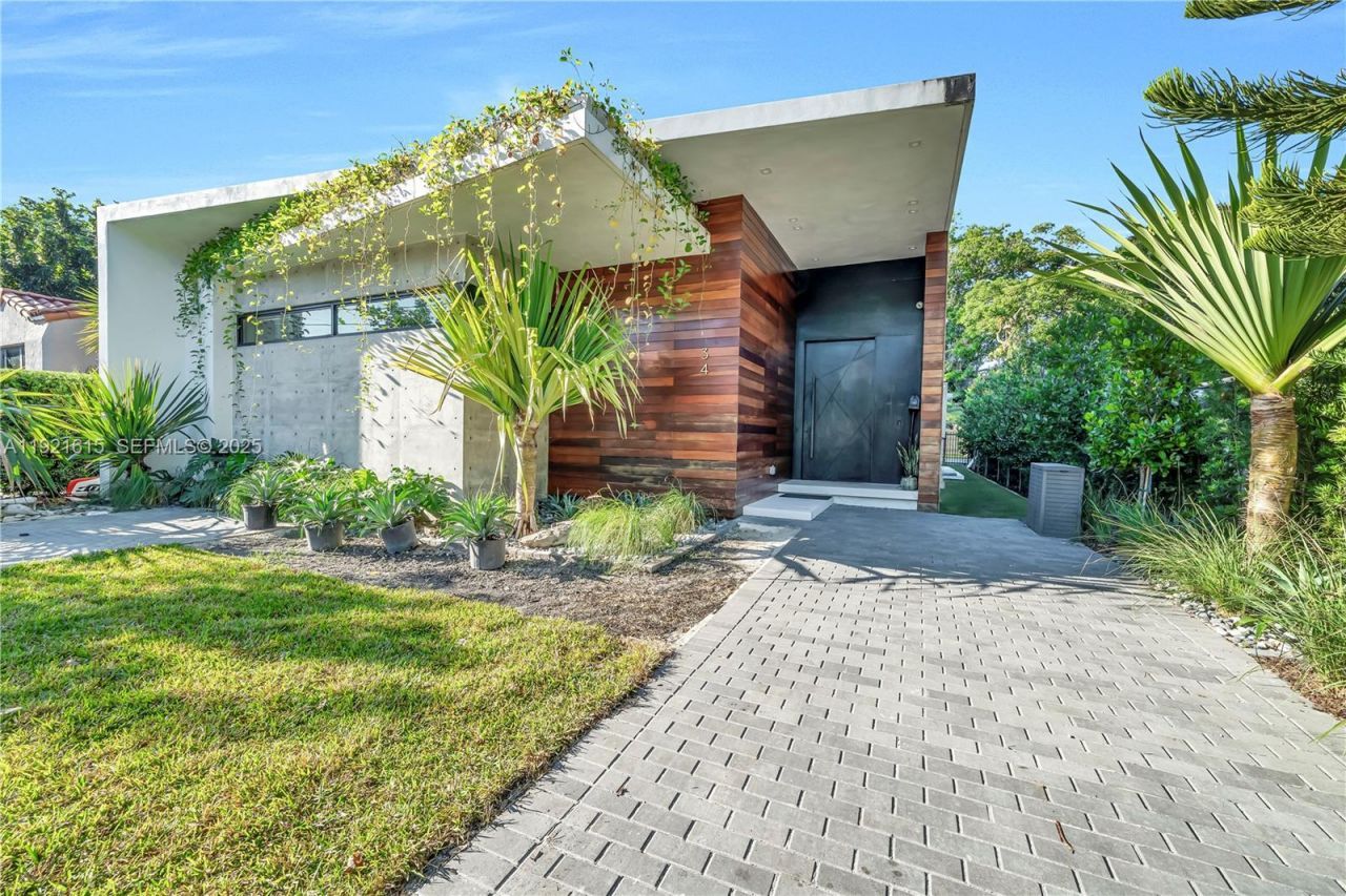 34 SW 26th Rd, Miami, FL 33129 Photo