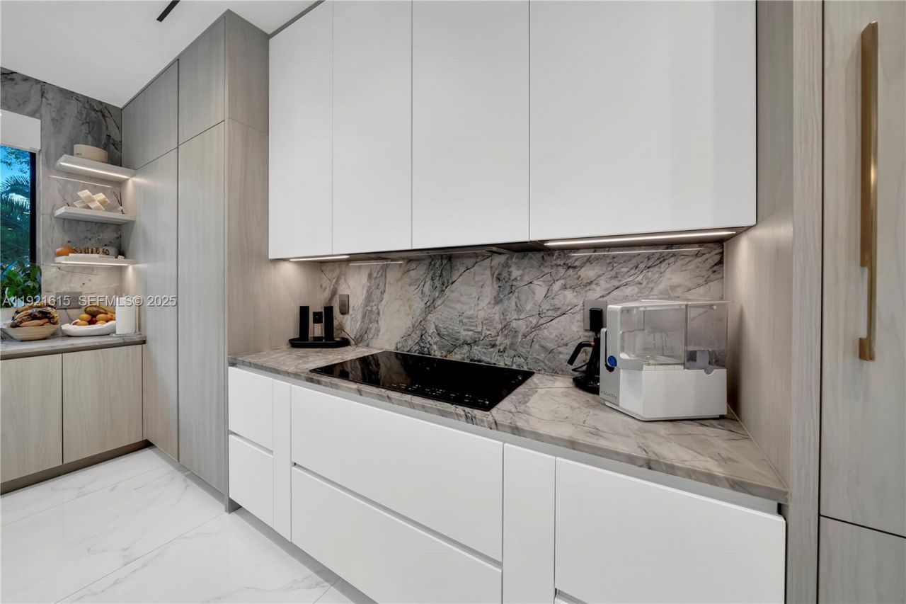 34 SW 26th Rd, Miami, FL 33129 Photo