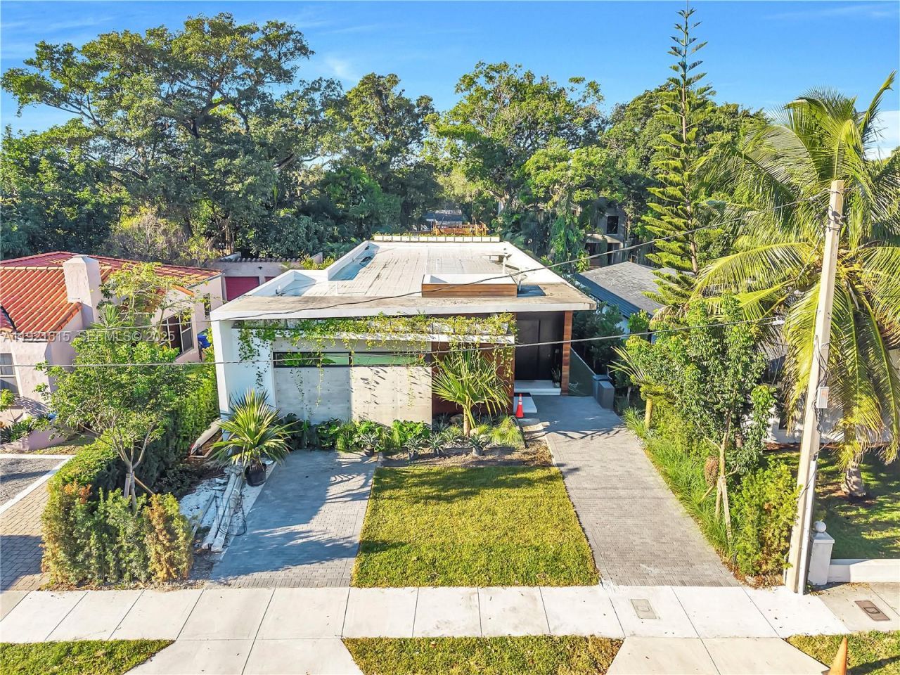 34 SW 26th Rd, Miami, FL 33129 Photo