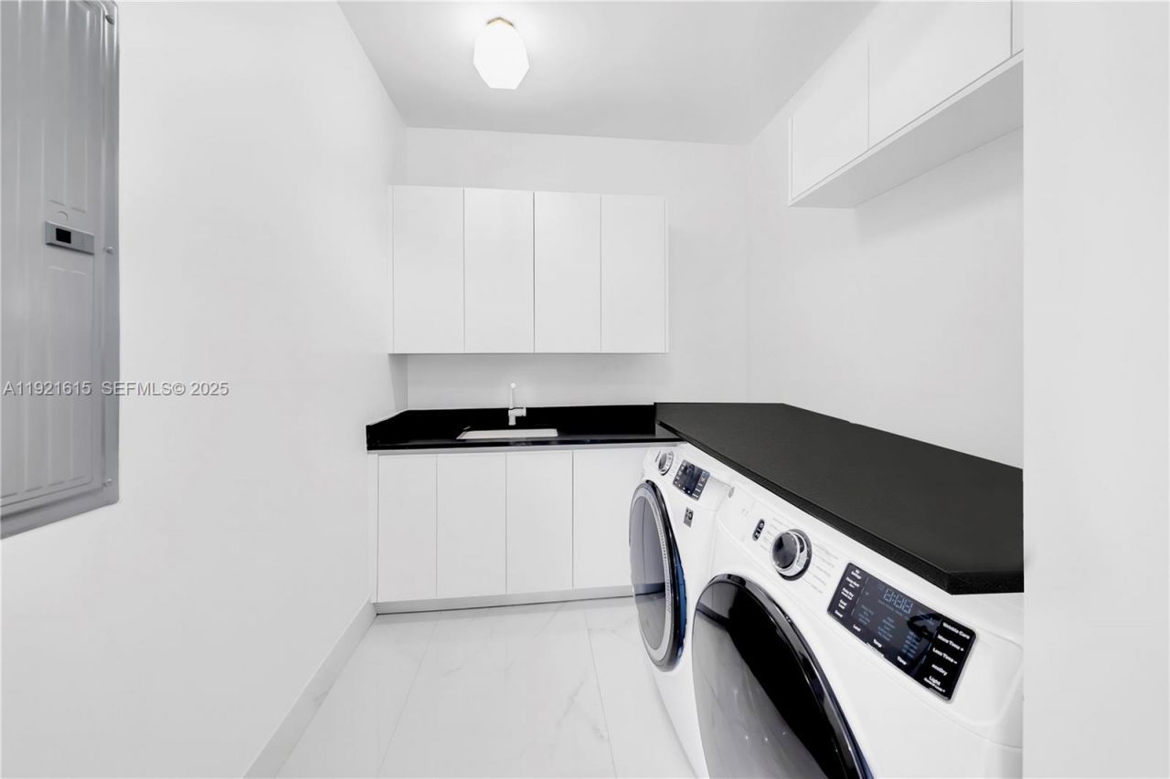 34 SW 26th Rd, Miami, FL 33129 Photo