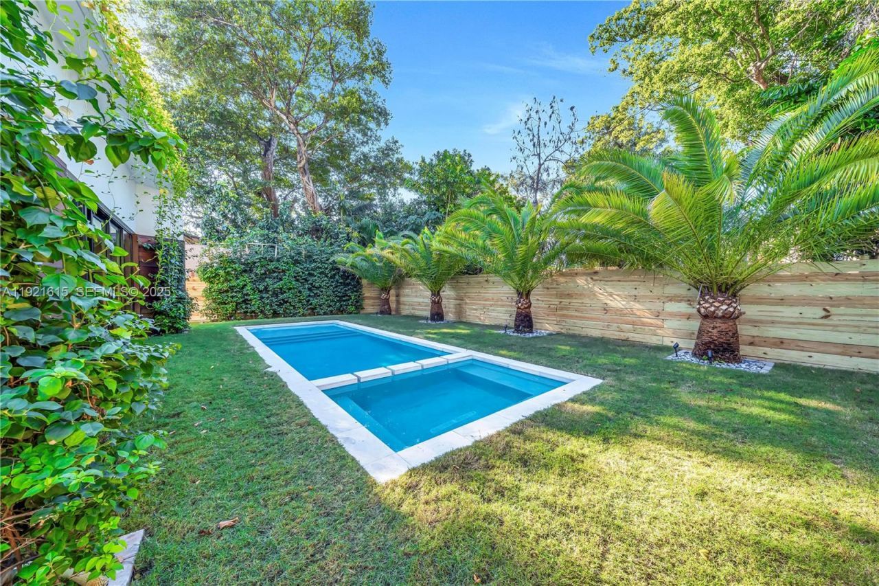 34 SW 26th Rd, Miami, FL 33129 Photo