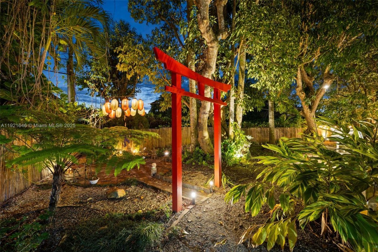 7720 SW 79th Ct, Miami, FL 33143 Photo