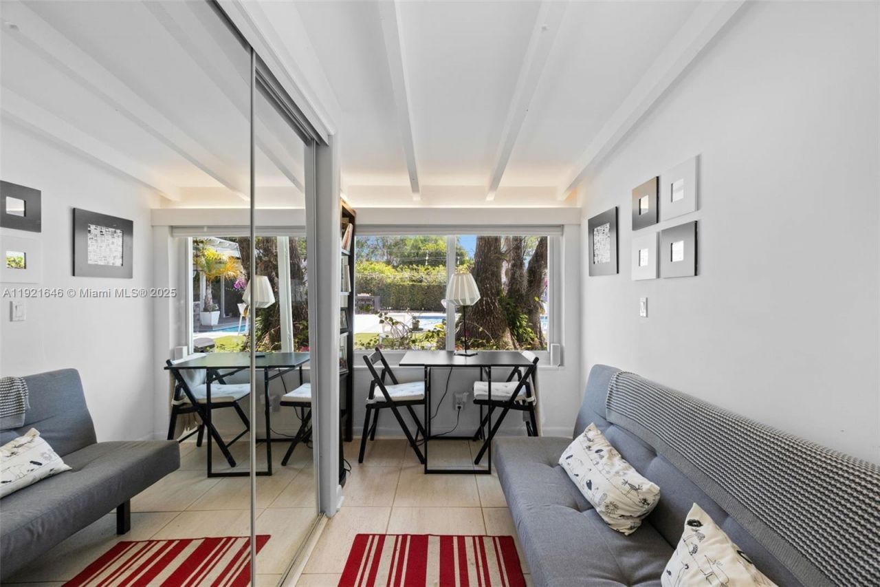 7720 SW 79th Ct, Miami, FL 33143 Photo