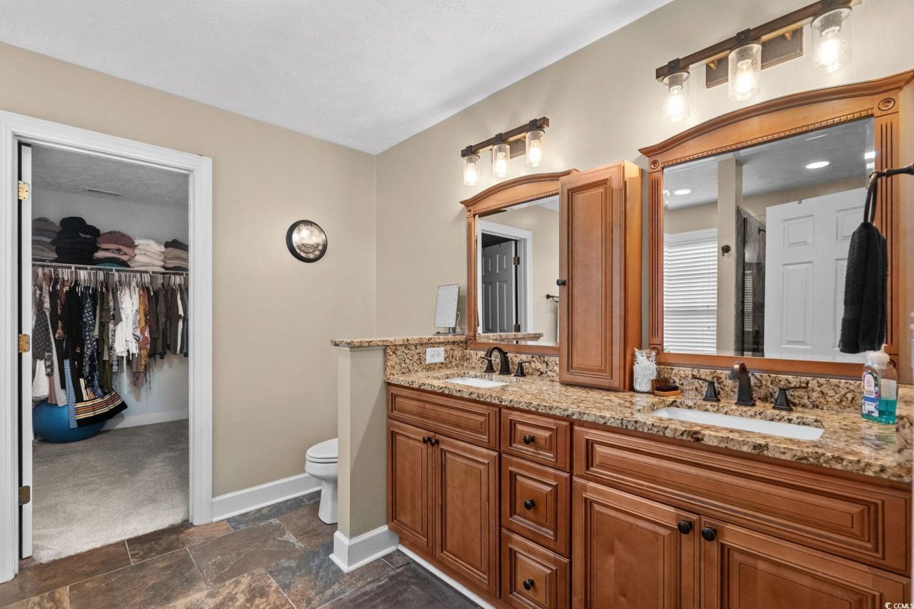 404 Herringbone Ct. Photo 23