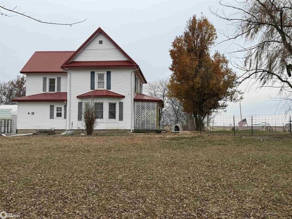 2048 120Th Street, Batavia, IA 52533