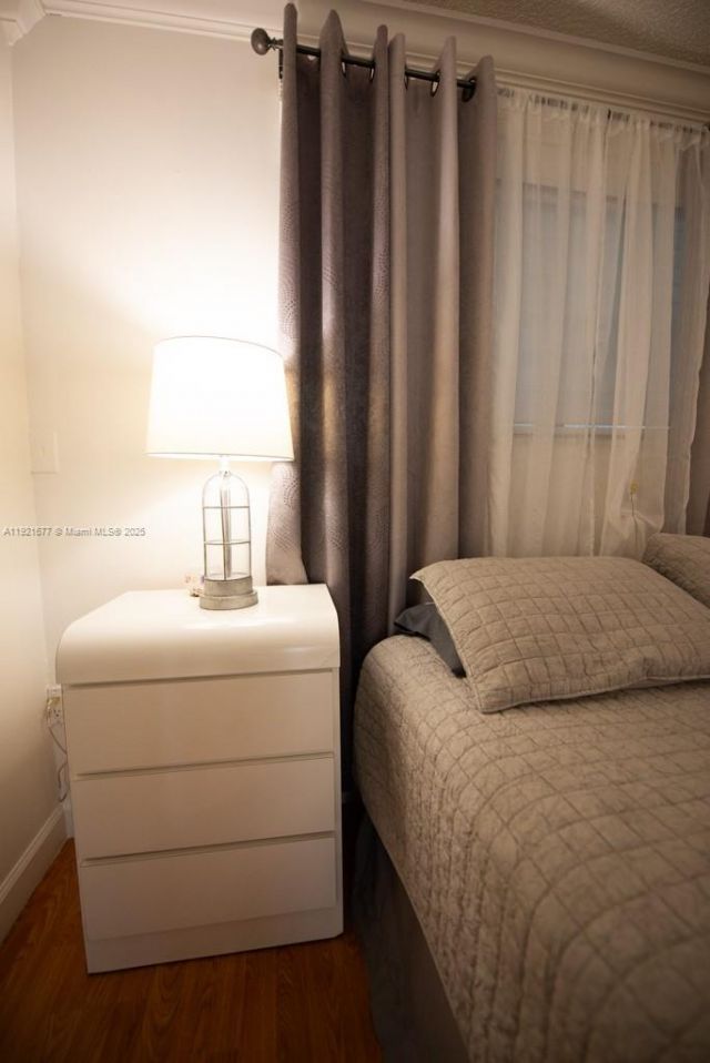 201 178th Dr, Unit 323, Sunny Isles Beach, FL 33160 Photo