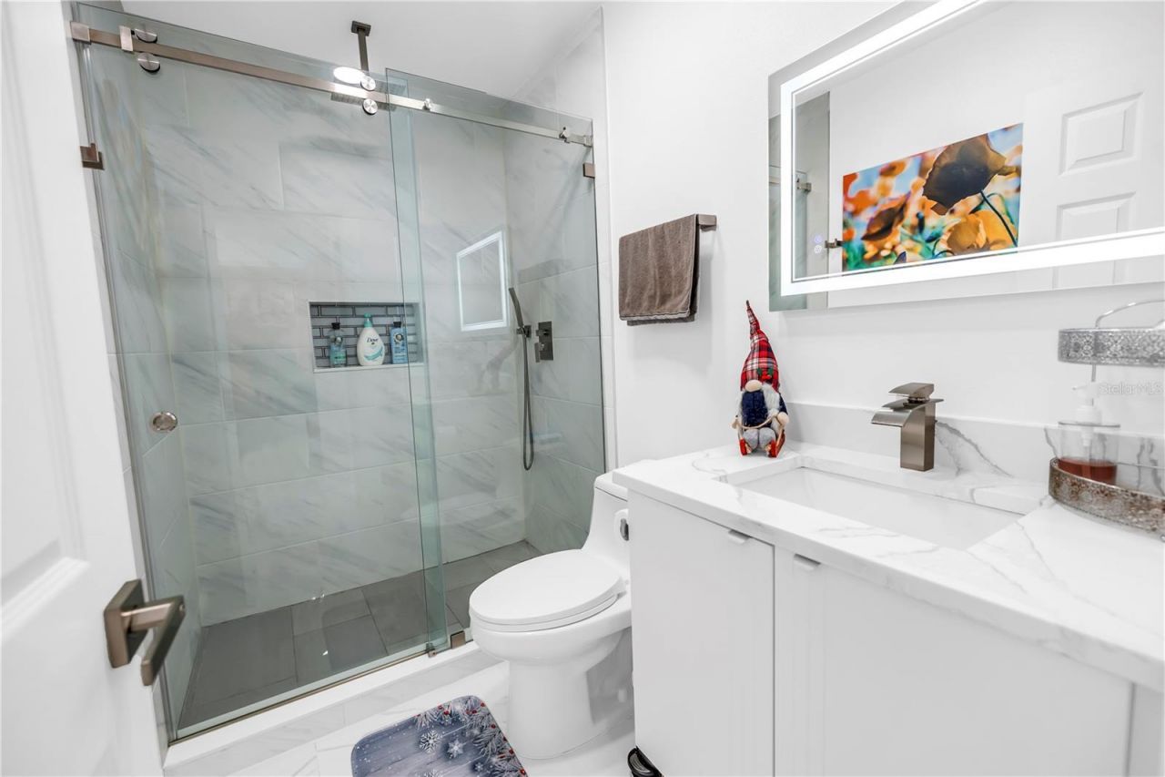 13216 Forest Hills Drive, Tampa, FL 33612 Photo