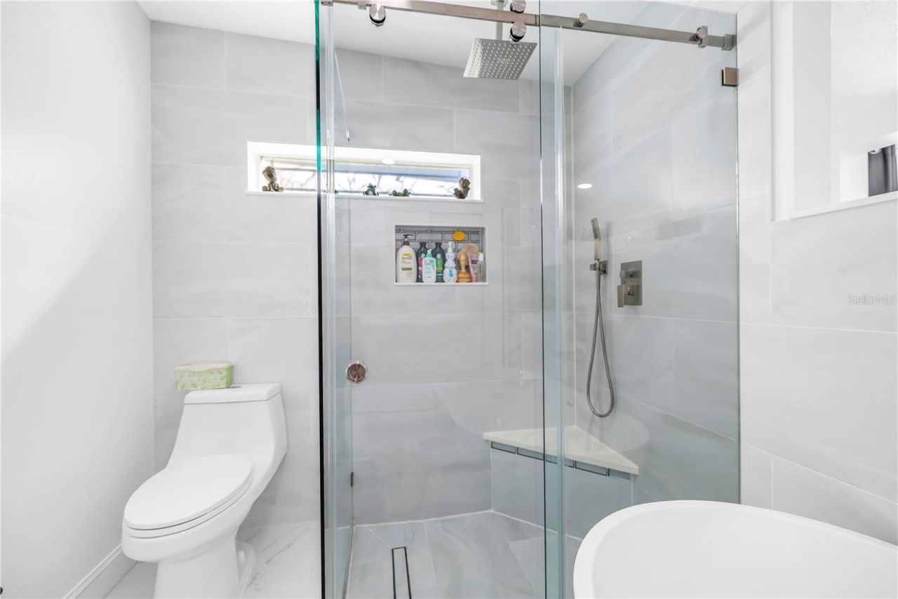 13216 Forest Hills Drive, Tampa, FL 33612 Photo