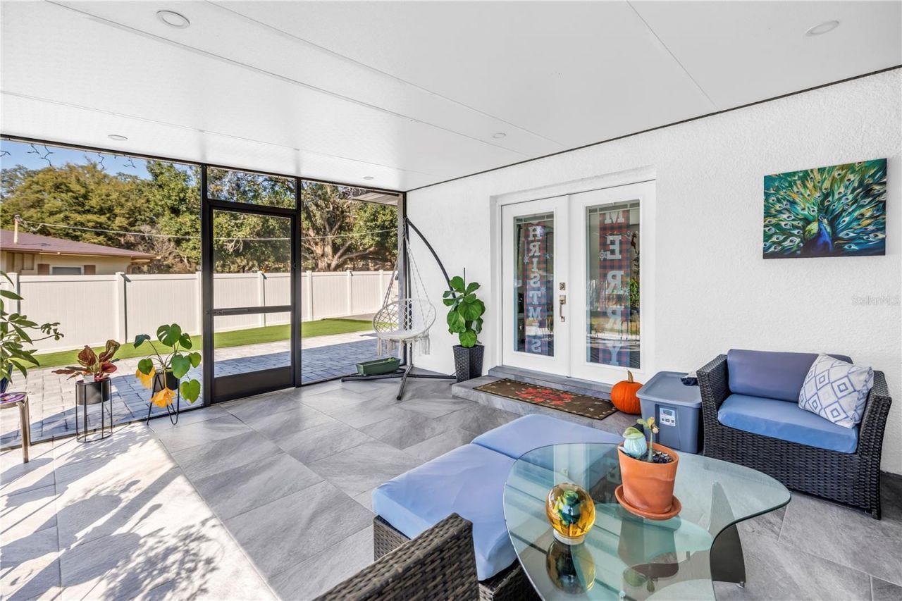 13216 Forest Hills Drive, Tampa, FL 33612 Photo