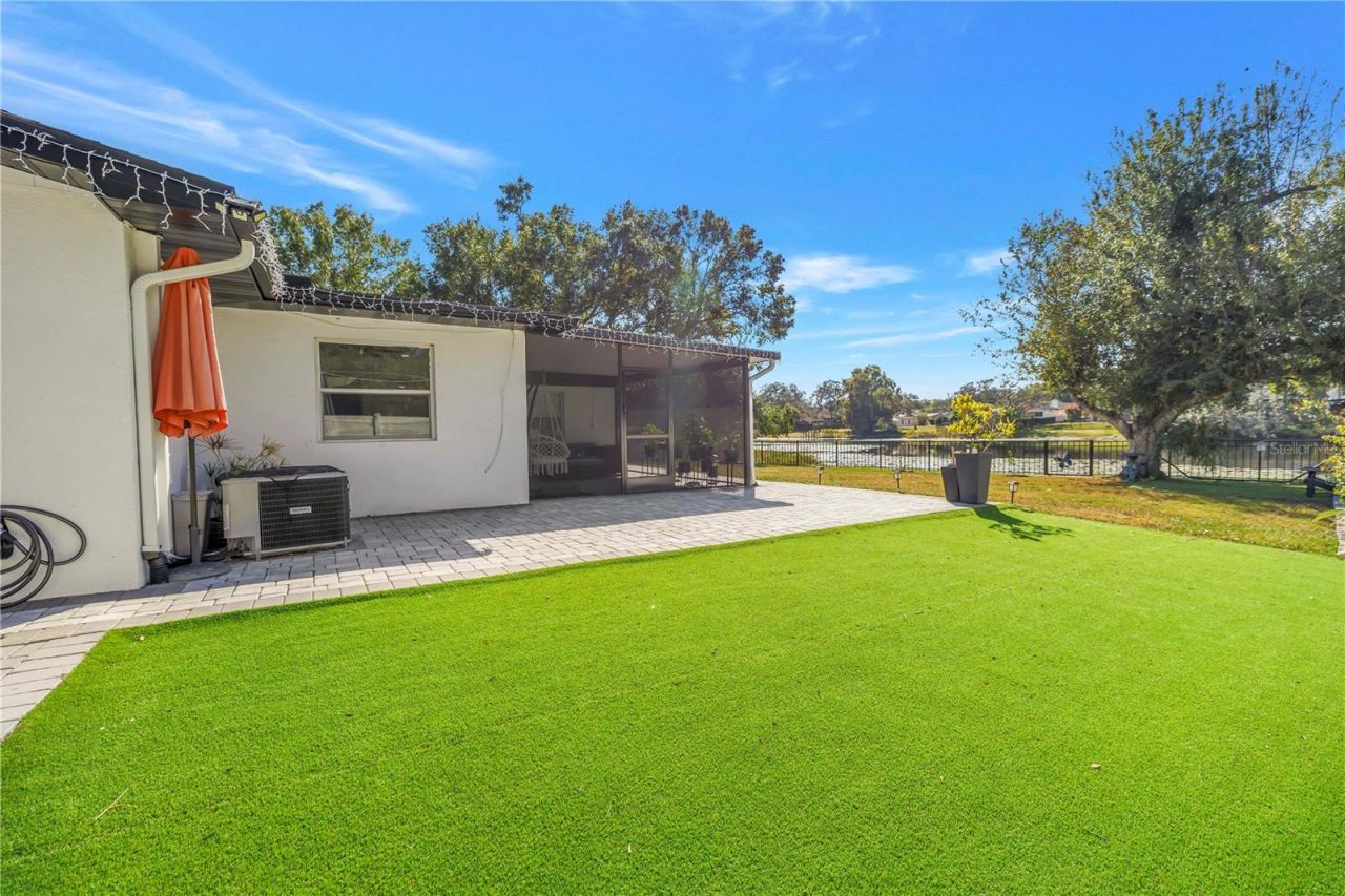 13216 Forest Hills Drive, Tampa, FL 33612 Photo