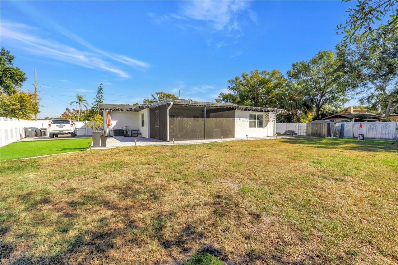 13216 Forest Hills Drive, Tampa, FL 33612 Photo