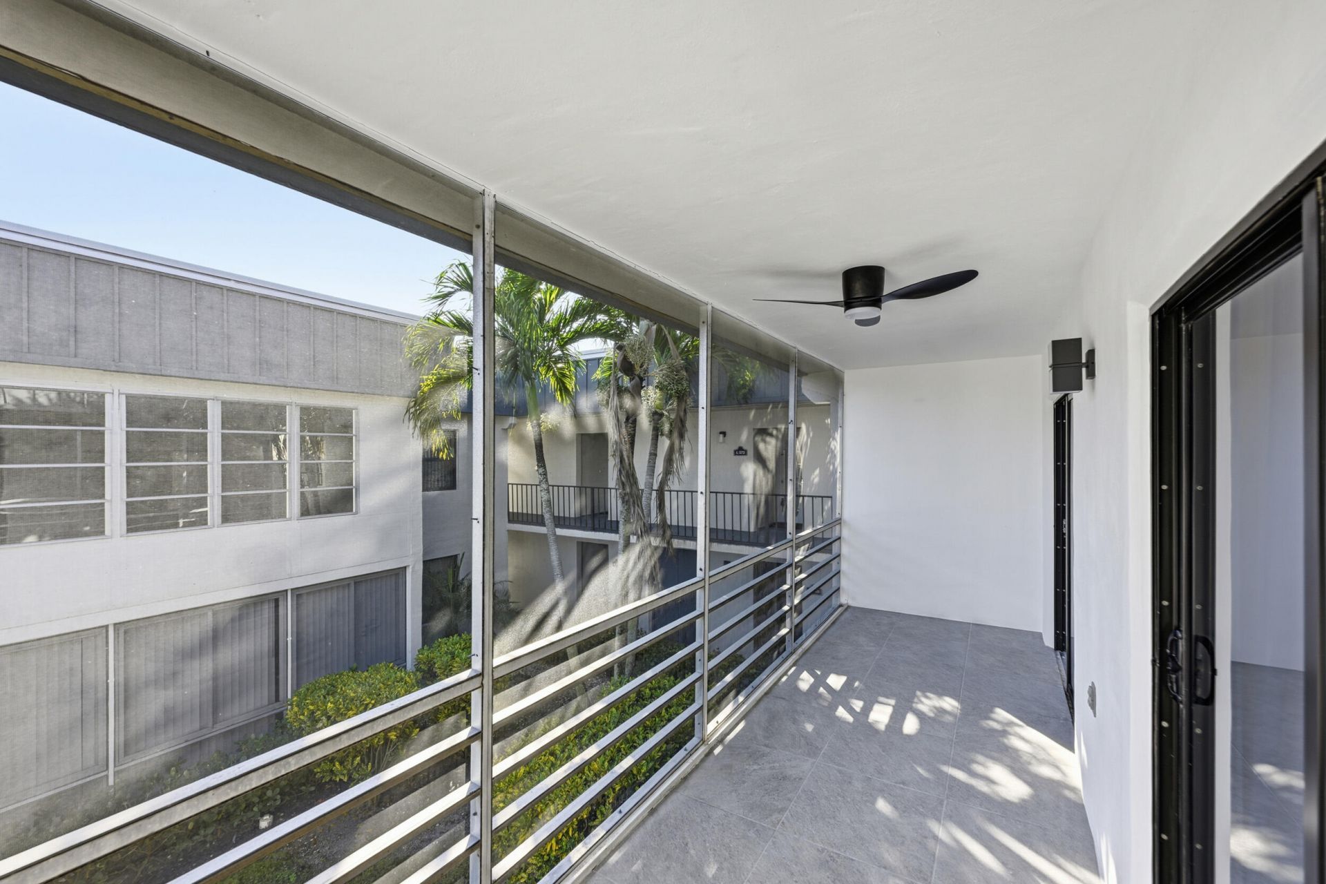 571 Piedmont L, Delray Beach, FL 33484 Photo