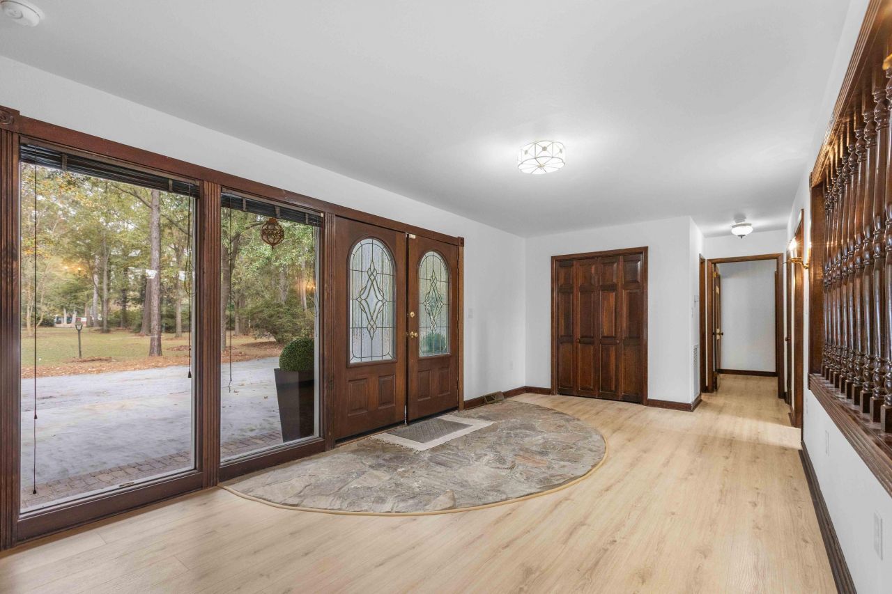 9875 Jamison Road Photo 16