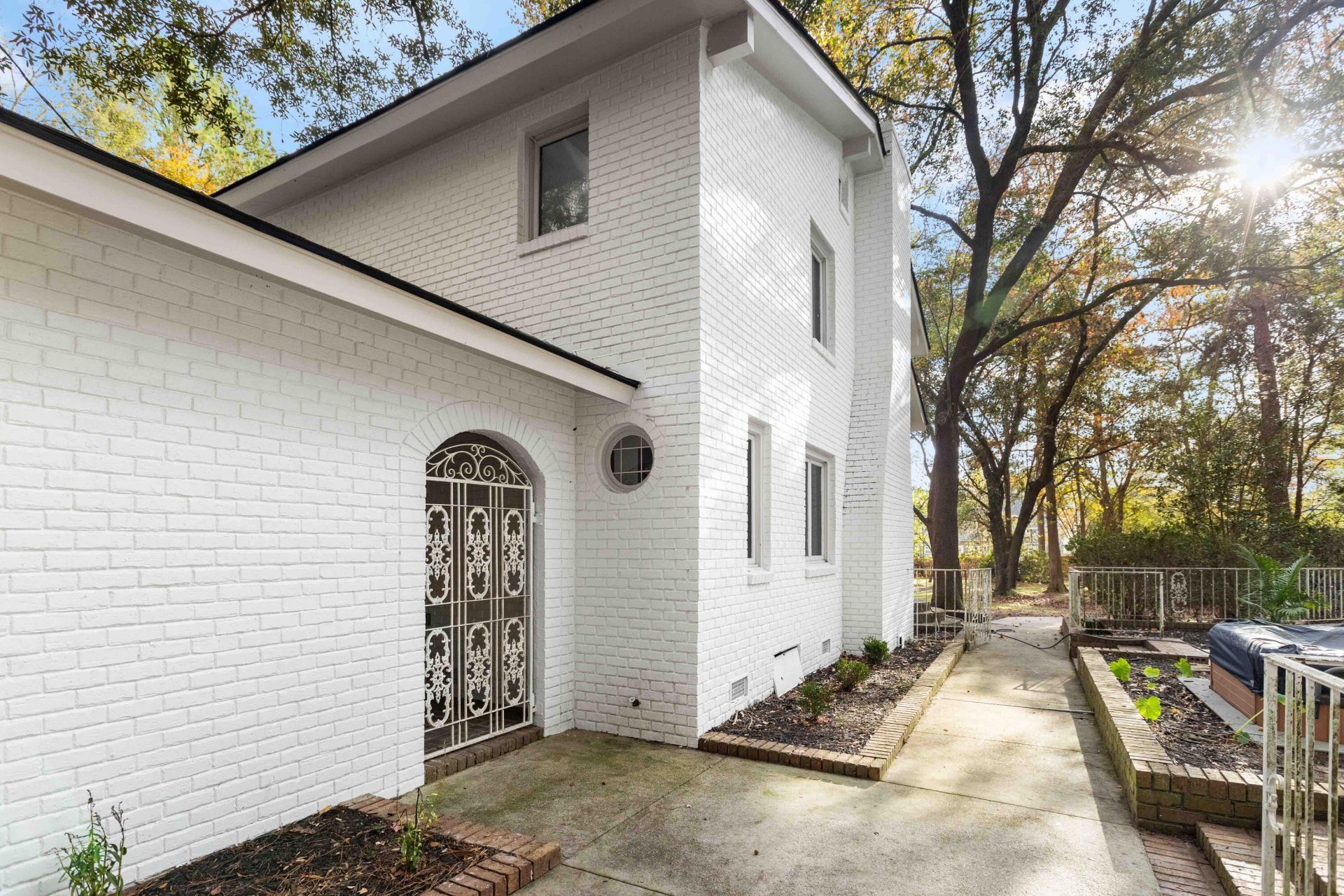 9875 Jamison Road Photo 17