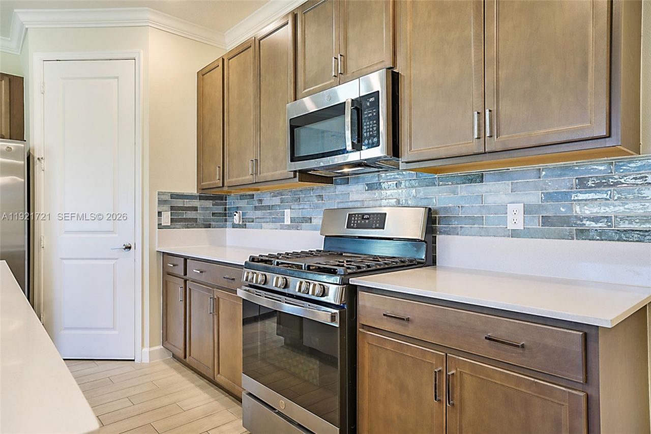 400 SE Mulberry Way, Port Saint Lucie, FL 34984 Photo