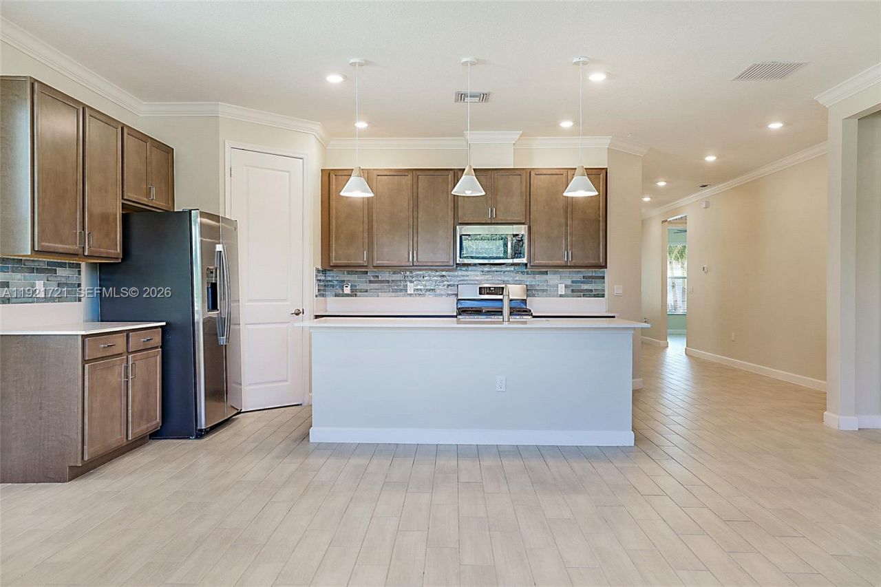 400 SE Mulberry Way, Port Saint Lucie, FL 34984 Photo