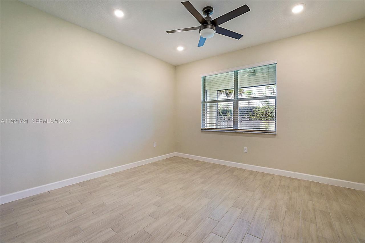 400 SE Mulberry Way, Port Saint Lucie, FL 34984 Photo