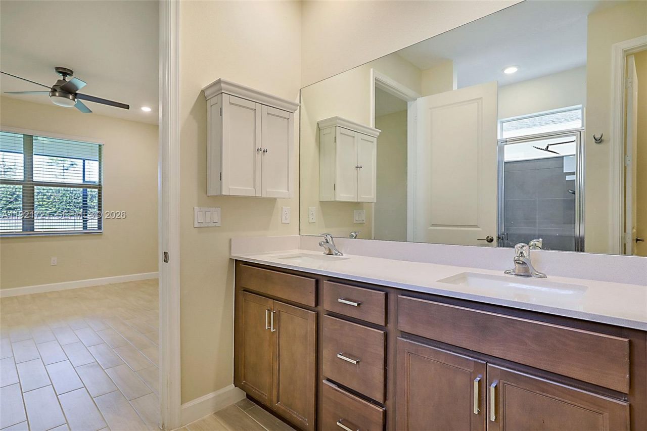 400 SE Mulberry Way, Port Saint Lucie, FL 34984 Photo