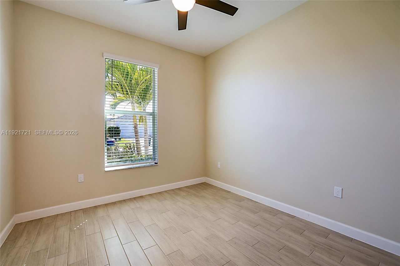 400 SE Mulberry Way, Port Saint Lucie, FL 34984 Photo