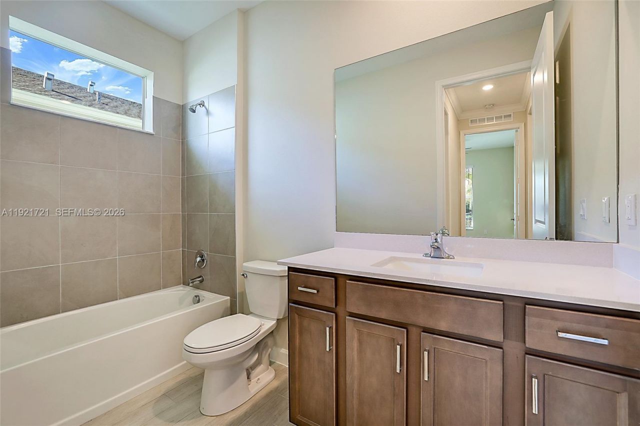 400 SE Mulberry Way, Port Saint Lucie, FL 34984 Photo