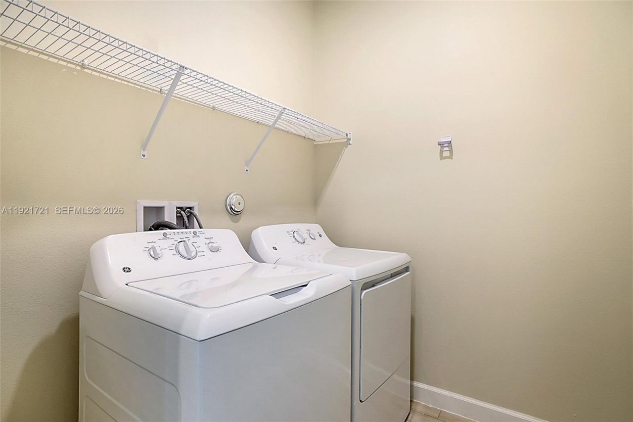 400 SE Mulberry Way, Port Saint Lucie, FL 34984 Photo