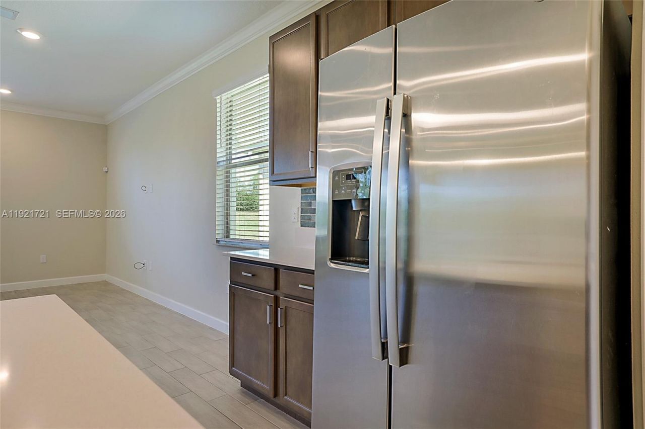 400 SE Mulberry Way, Port Saint Lucie, FL 34984 Photo