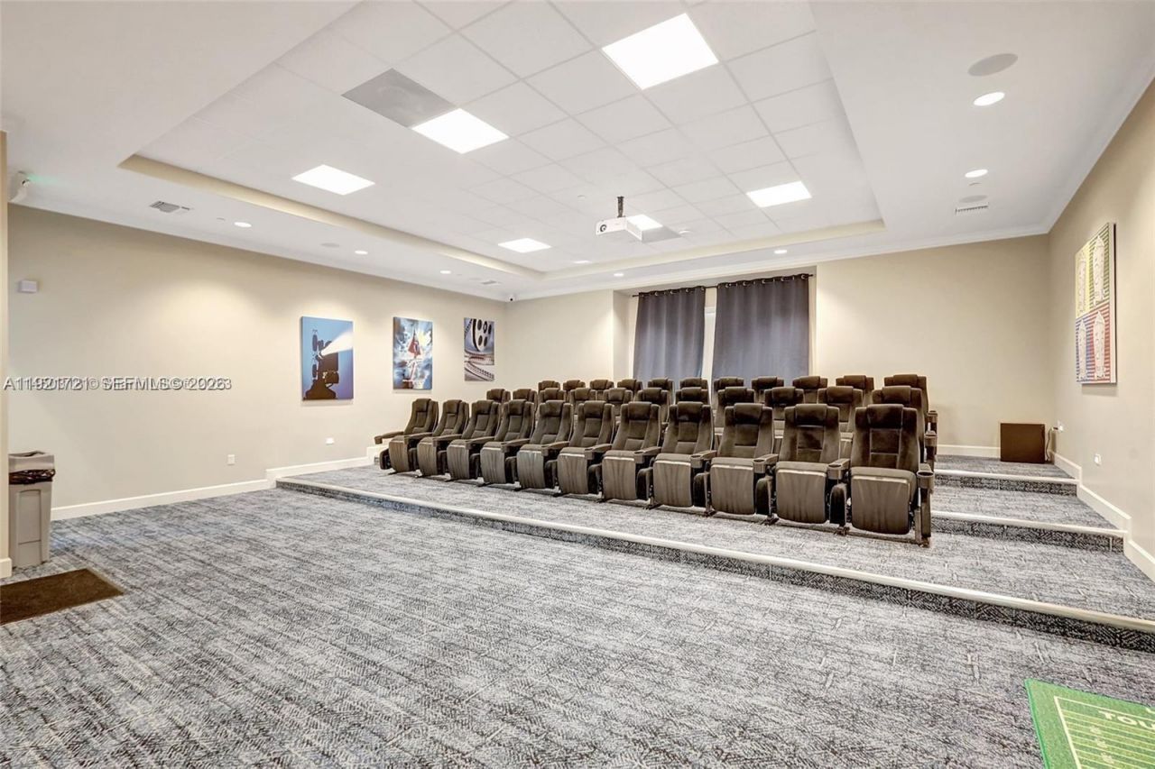 400 SE Mulberry Way, Port Saint Lucie, FL 34984 Photo