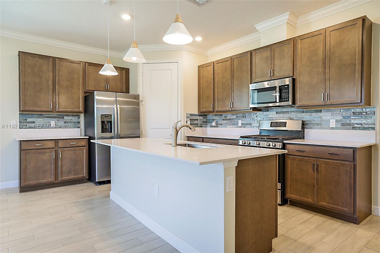 400 SE Mulberry Way, Port Saint Lucie, FL 34984 Photo