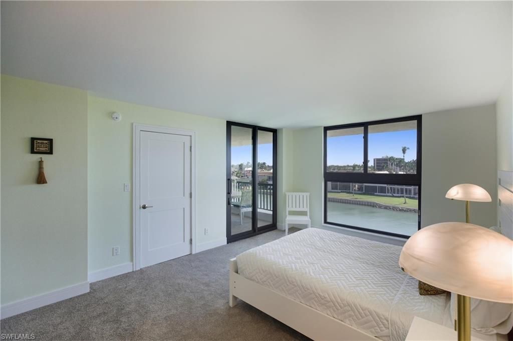 2316 Gulf Shore Blvd N, Unit 411, Naples, FL 34103 Photo