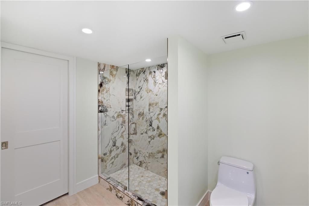 2316 Gulf Shore Blvd N, Unit 411, Naples, FL 34103 Photo