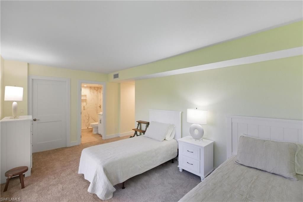 2316 Gulf Shore Blvd N, Unit 411, Naples, FL 34103 Photo