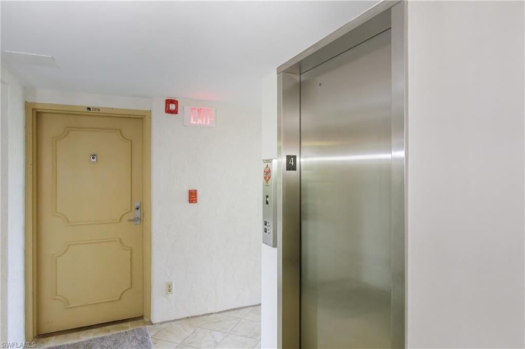 2316 Gulf Shore Blvd N, Unit 411, Naples, FL 34103 Photo