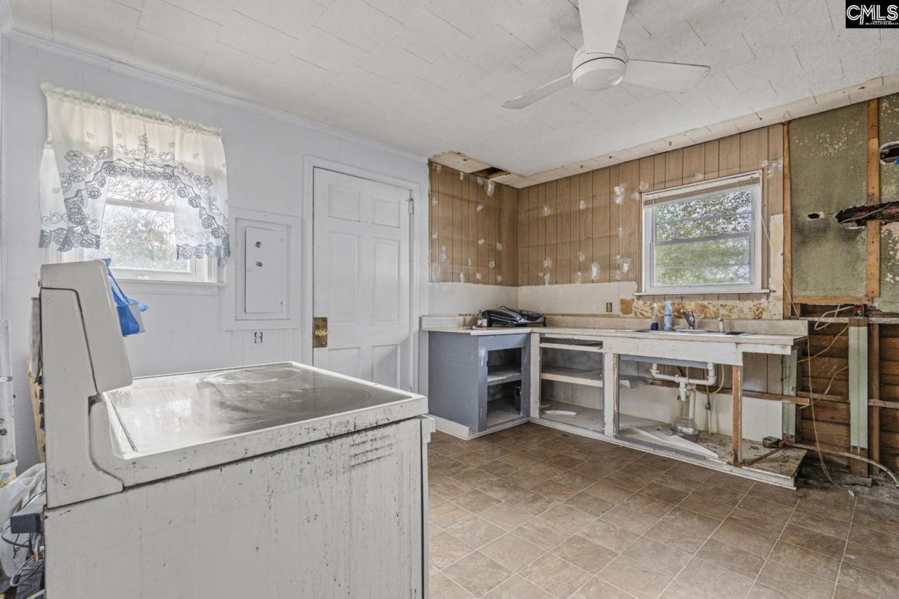 705 Milton Road Photo 13
