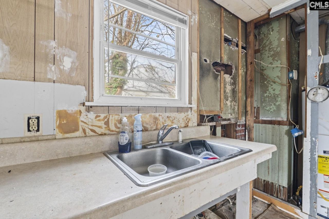 705 Milton Road Photo 15