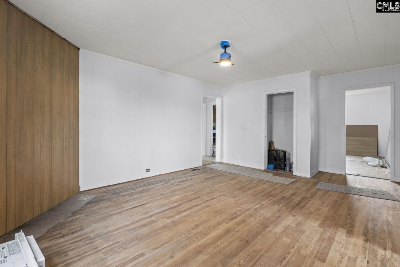 705 Milton Road Photo 6
