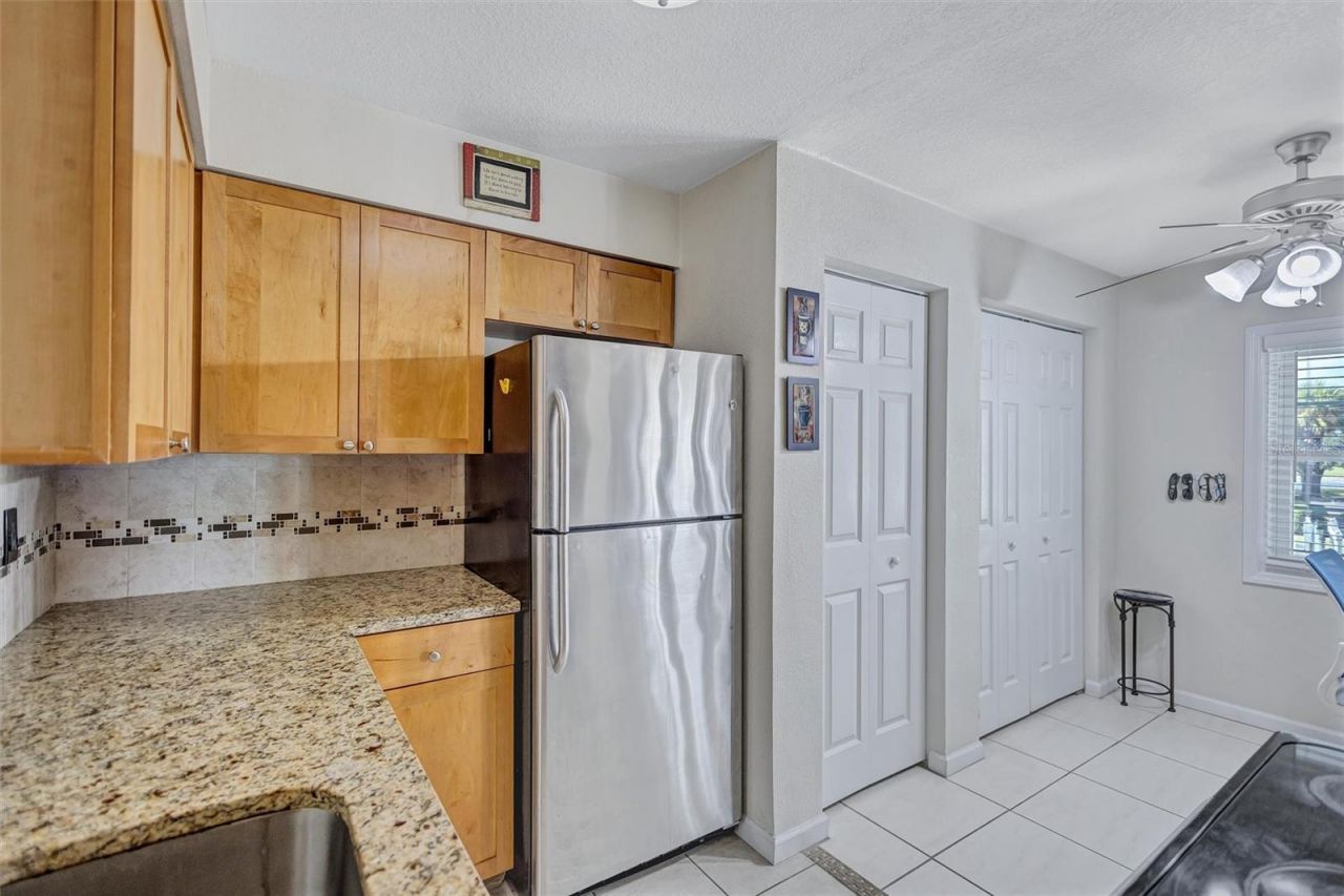 4875 Coquina Key Drive Se, Unit C, Saint Petersburg, FL 33705 Photo