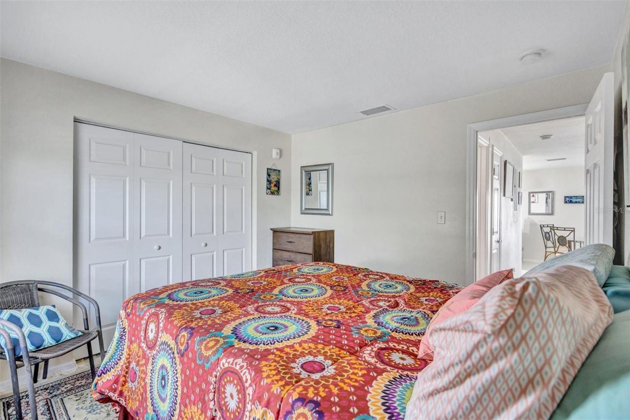 4875 Coquina Key Drive Se, Unit C, Saint Petersburg, FL 33705 Photo