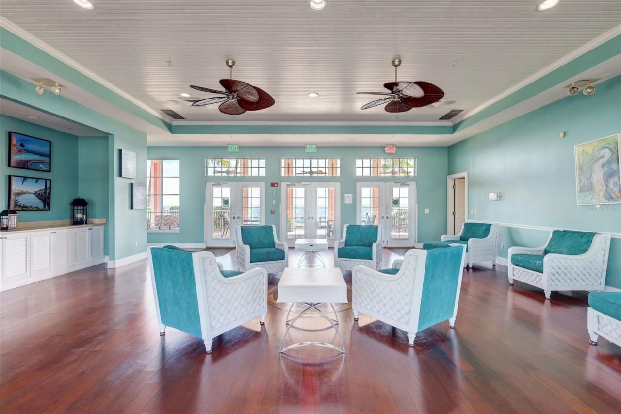 4875 Coquina Key Drive Se, Unit C, Saint Petersburg, FL 33705 Photo