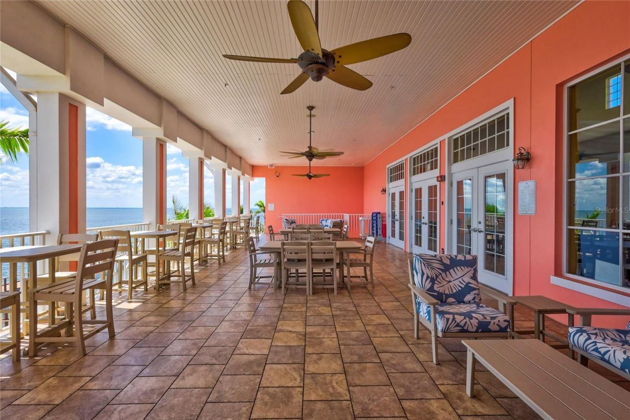 4875 Coquina Key Drive Se, Unit C, Saint Petersburg, FL 33705 Photo