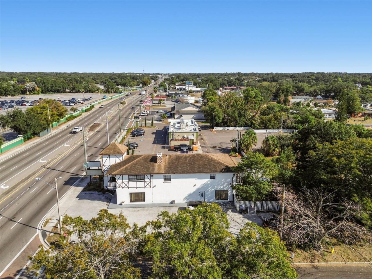 3601 E Busch Boulevard, Tampa, FL 33612 Photo