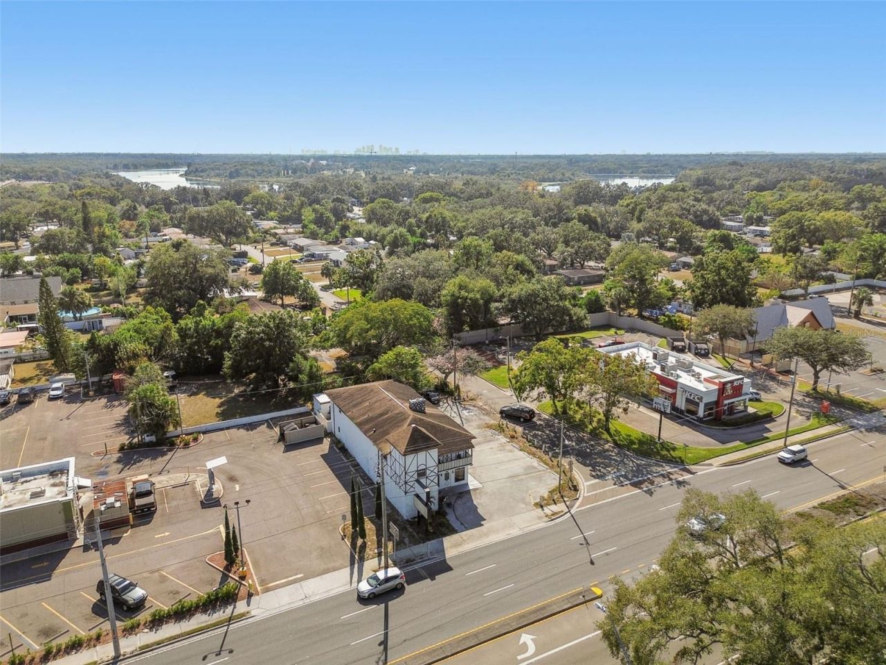 3601 E Busch Boulevard, Tampa, FL 33612 Photo