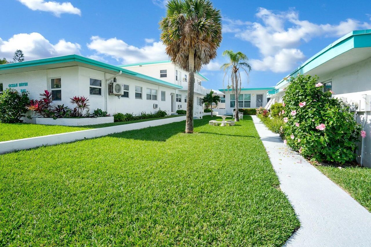 865 SE 20th Avenue, Unit 1, Deerfield Beach, FL 33441 Photo