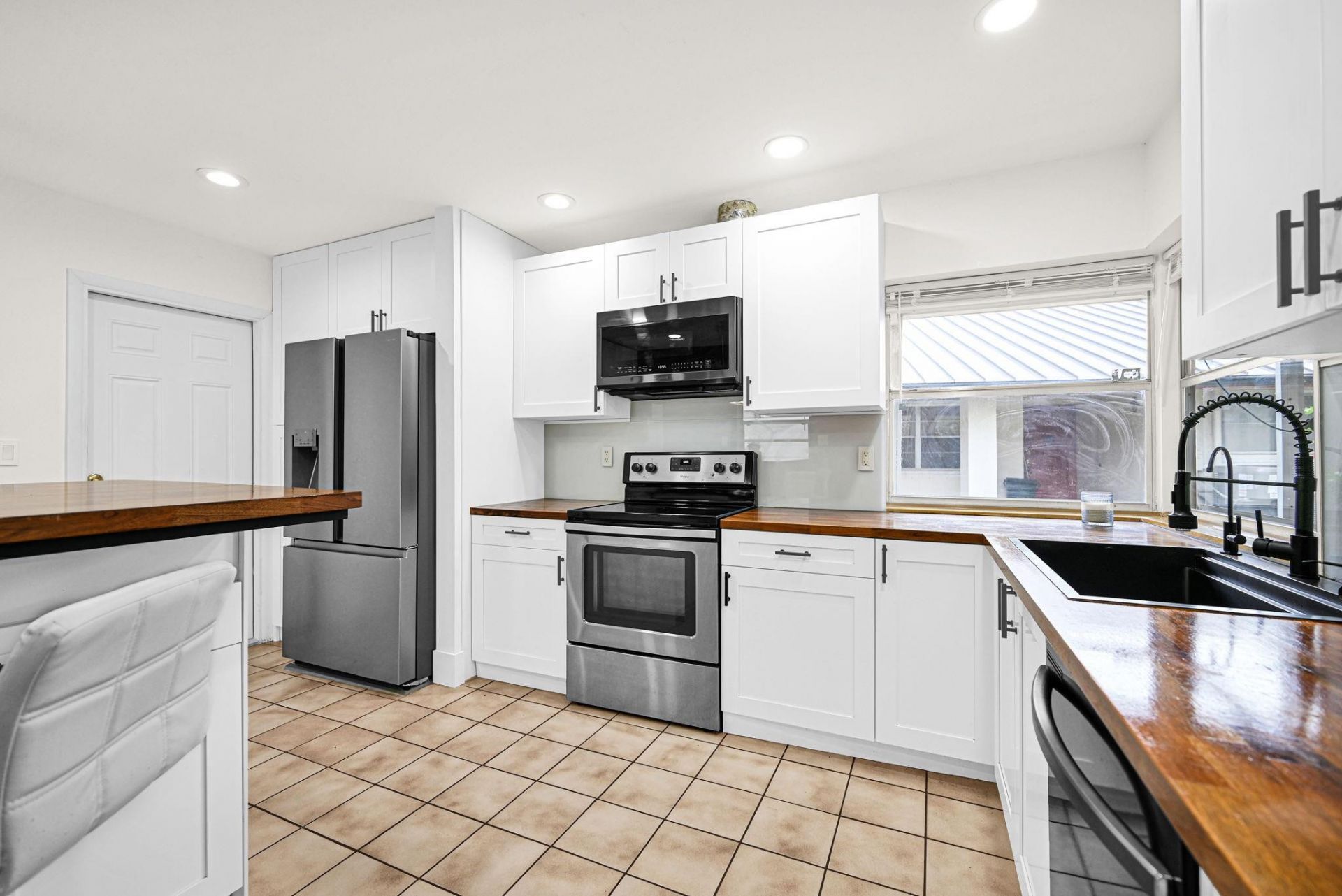 3465 Spring Bluff Place, Unit 18, Lauderhill, FL 33319 Photo