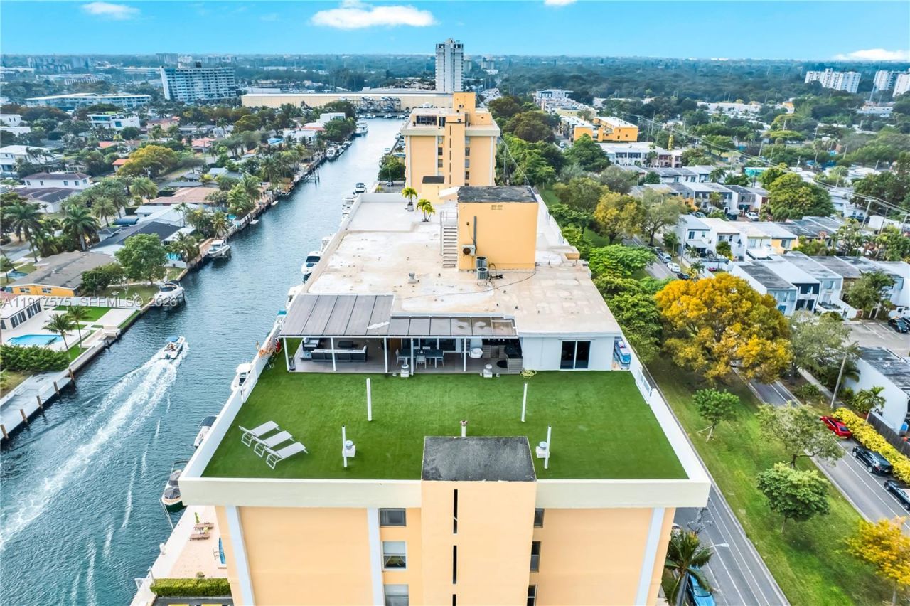 2020 NE 135th St, Unit 805, North Miami, FL 33181 Photo