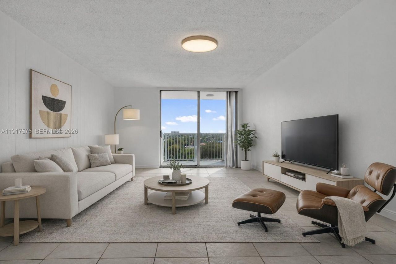 2020 NE 135th St, Unit 805, North Miami, FL 33181 Photo