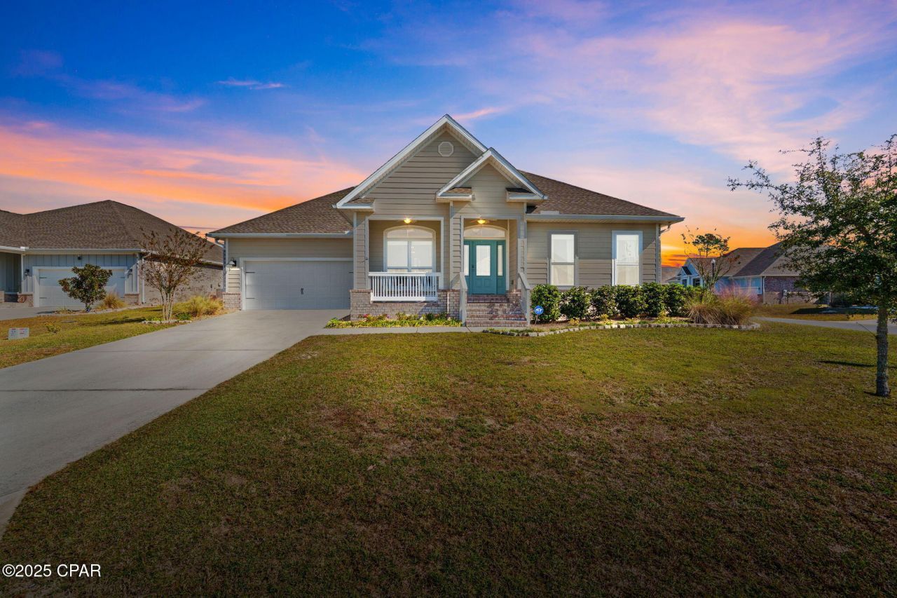 376 Confidence Way, Panama City, FL 32409 Main Photo