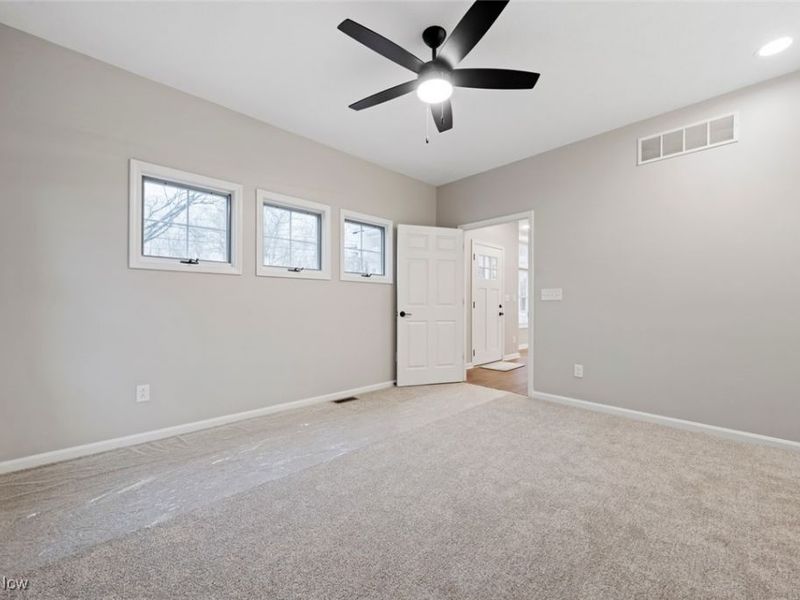 20930 Mastick Road, Fairview Park, OH 44126 Photo 11